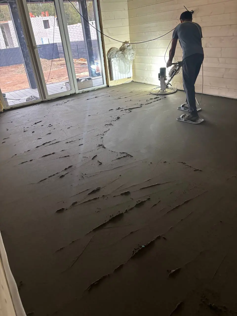 Полусухая стяжка пола в  каркасный дом - объект Офис "Москва-Сити"